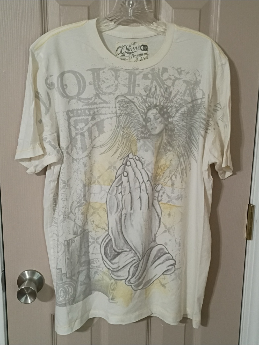 O’Quinn Premium T-Shirts 1990s single stitch tee angel, praying hands. Size L.